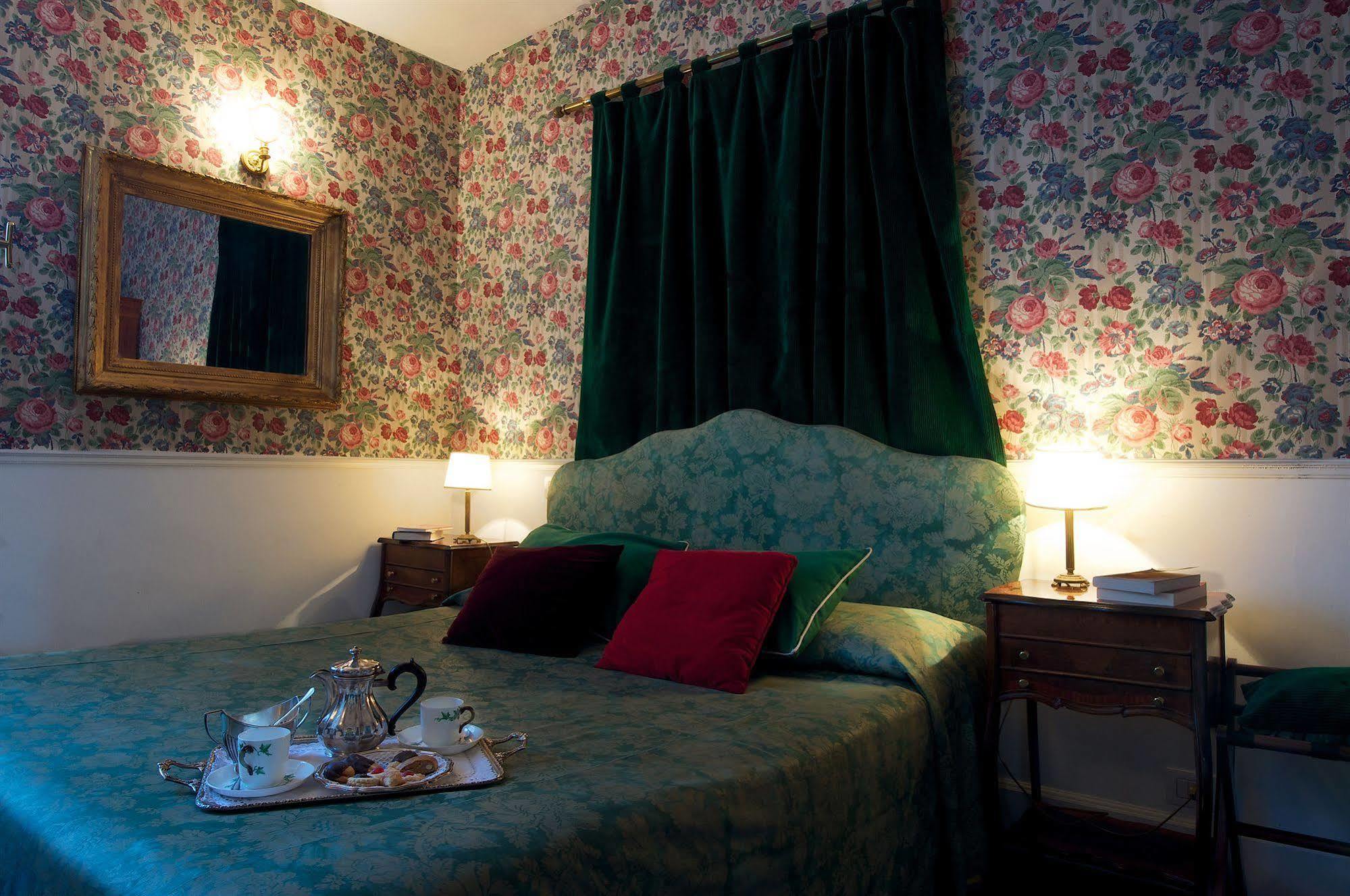 Arco Dei Tolomei Bed & Breakfast Rom